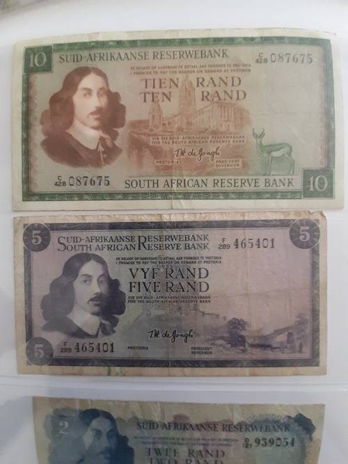 TW de Jongh Set of R1, R2, R5 and R10 South African Banknotes